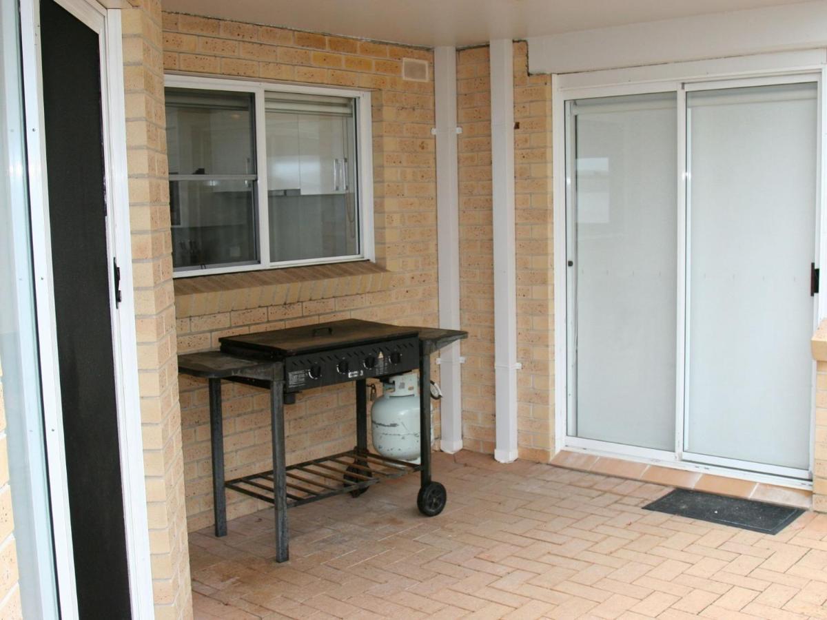 The Clippers 1 Fabulous Waterfront Unit Apartment Salamander Bay Exterior photo