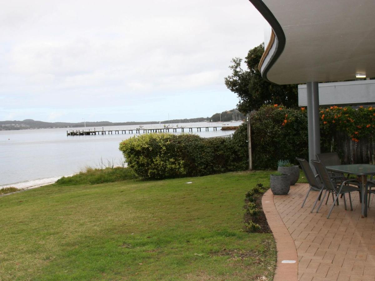 The Clippers 1 Fabulous Waterfront Unit Apartment Salamander Bay Exterior photo