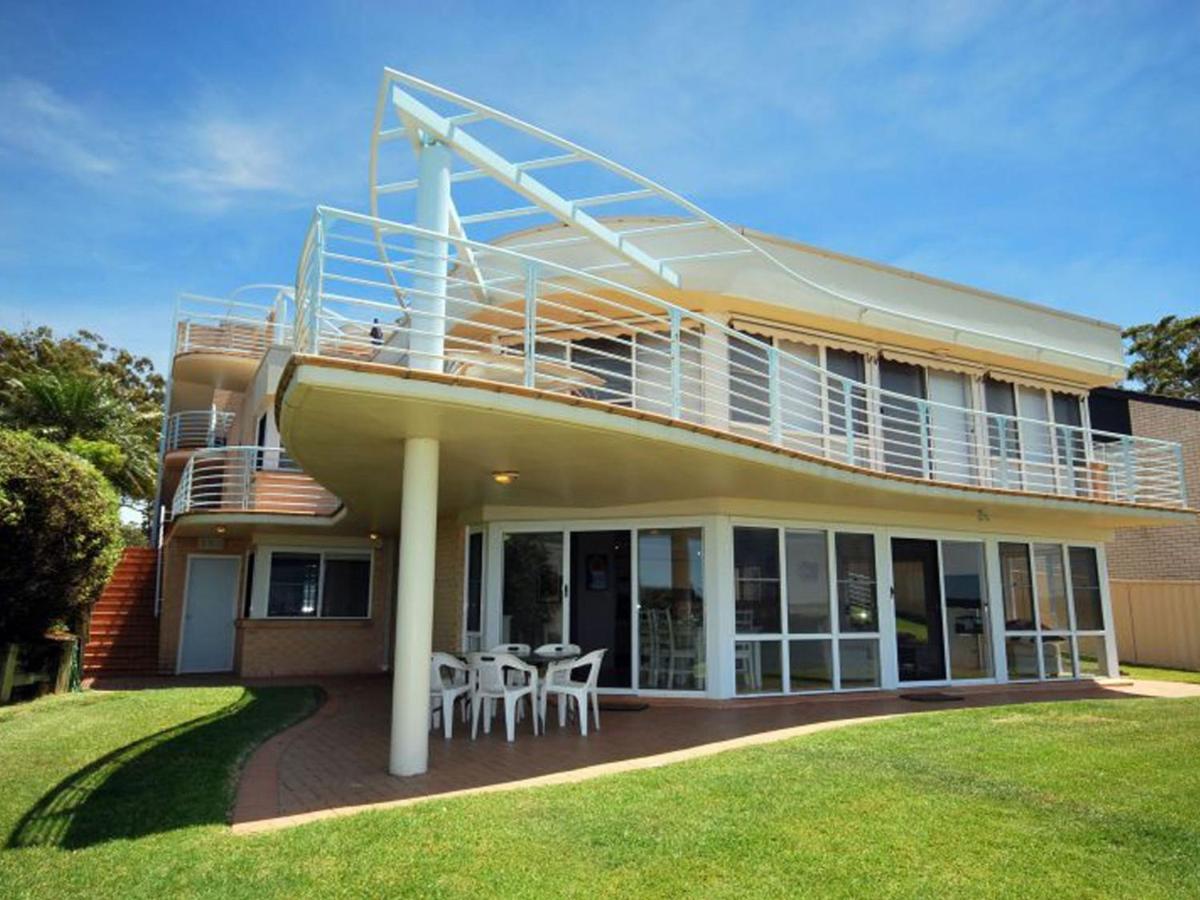 The Clippers 1 Fabulous Waterfront Unit Apartment Salamander Bay Exterior photo