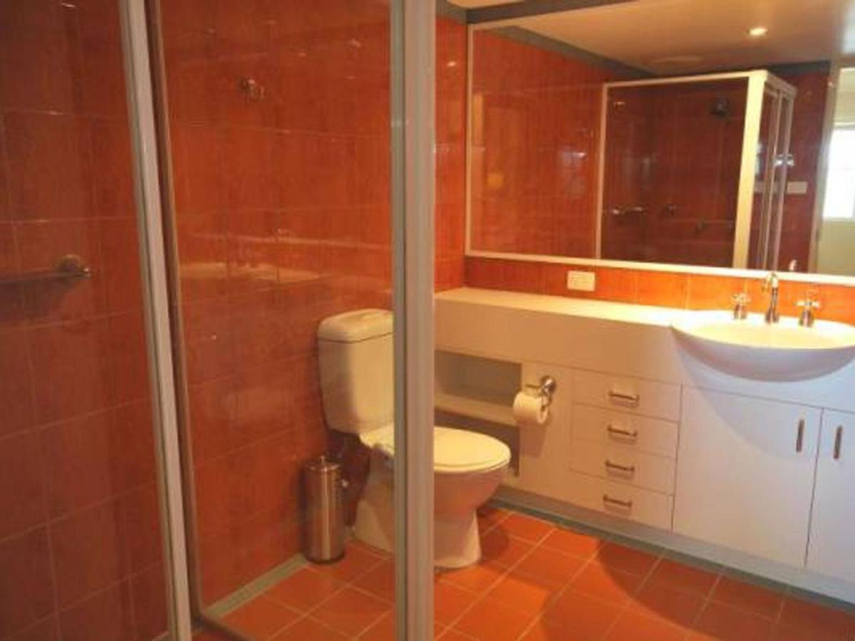 The Clippers 1 Fabulous Waterfront Unit Apartment Salamander Bay Exterior photo