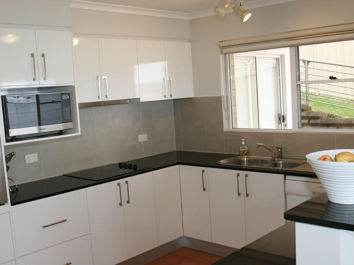 The Clippers 1 Fabulous Waterfront Unit Apartment Salamander Bay Exterior photo